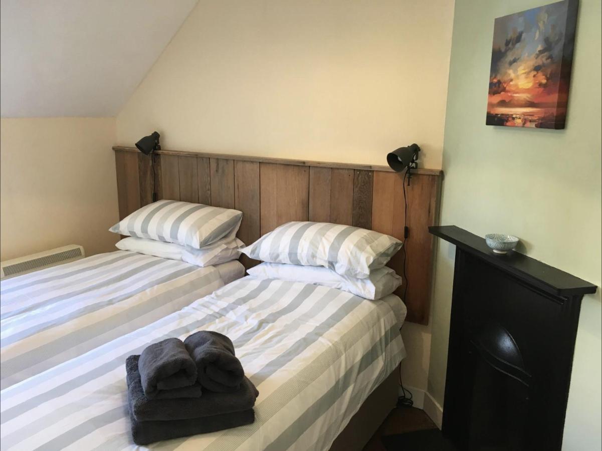 Cosy Arts & Crafts Cottage With Stunning Views ブレコン エクステリア 写真