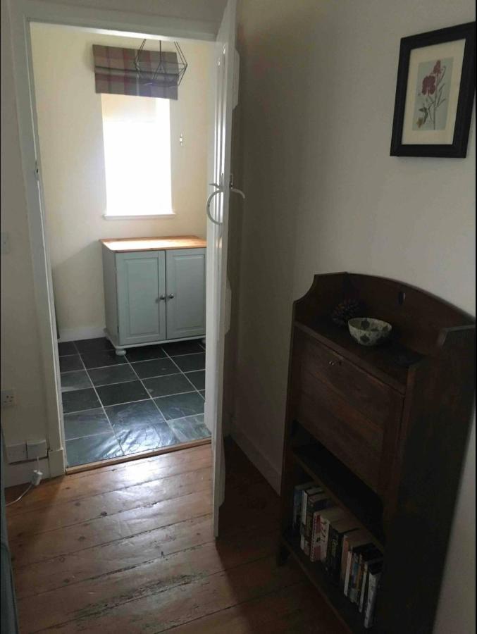 Cosy Arts & Crafts Cottage With Stunning Views ブレコン エクステリア 写真