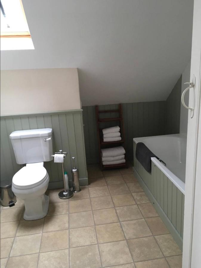 Cosy Arts & Crafts Cottage With Stunning Views ブレコン エクステリア 写真